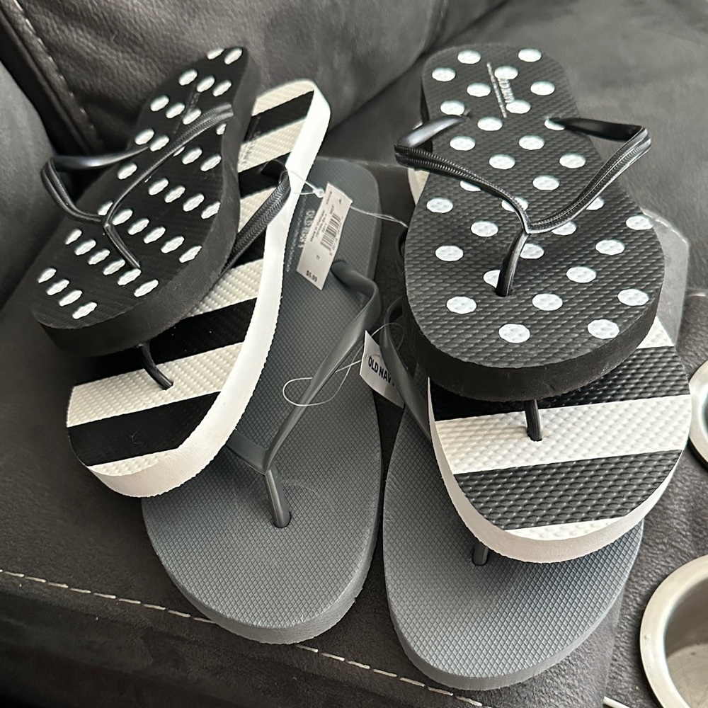 Old Navy Flip Flops